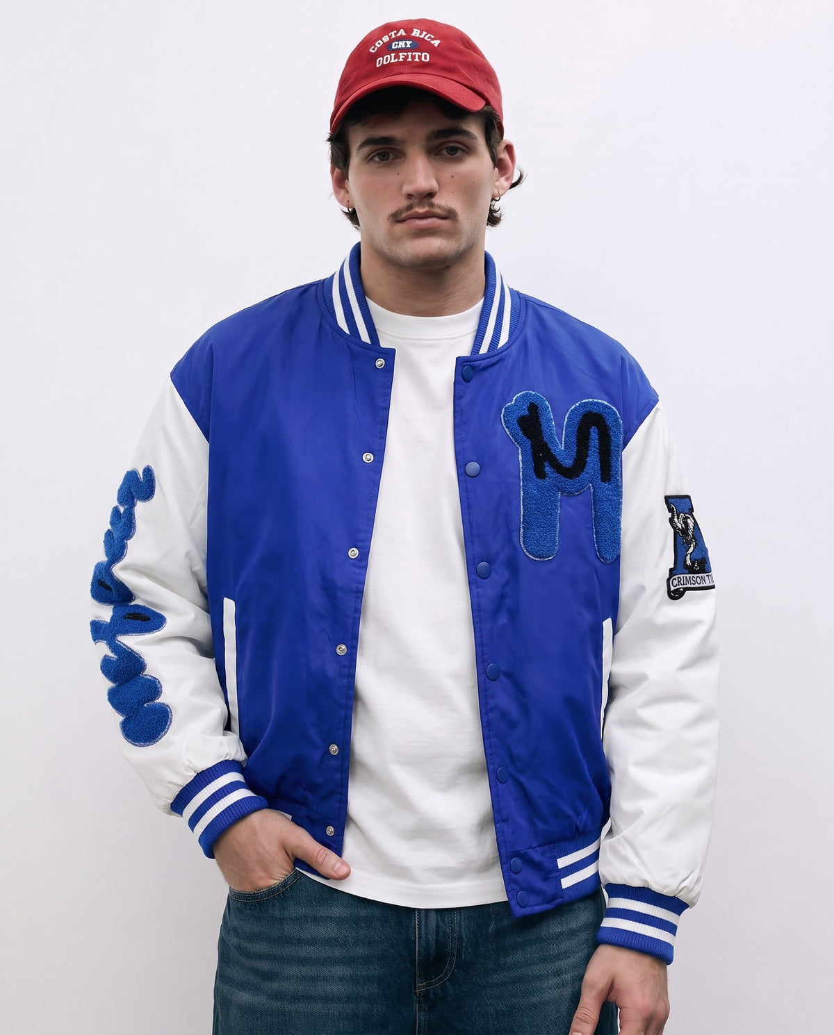 Blouson baseball homme bleu porté