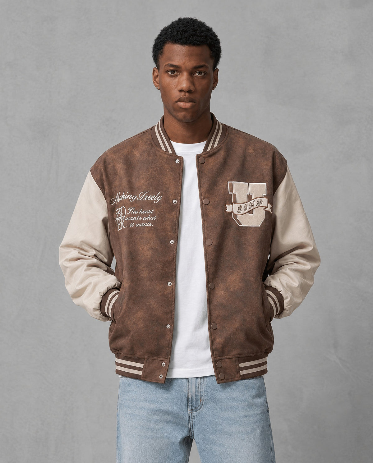 Blouson Teddy marron porté de face