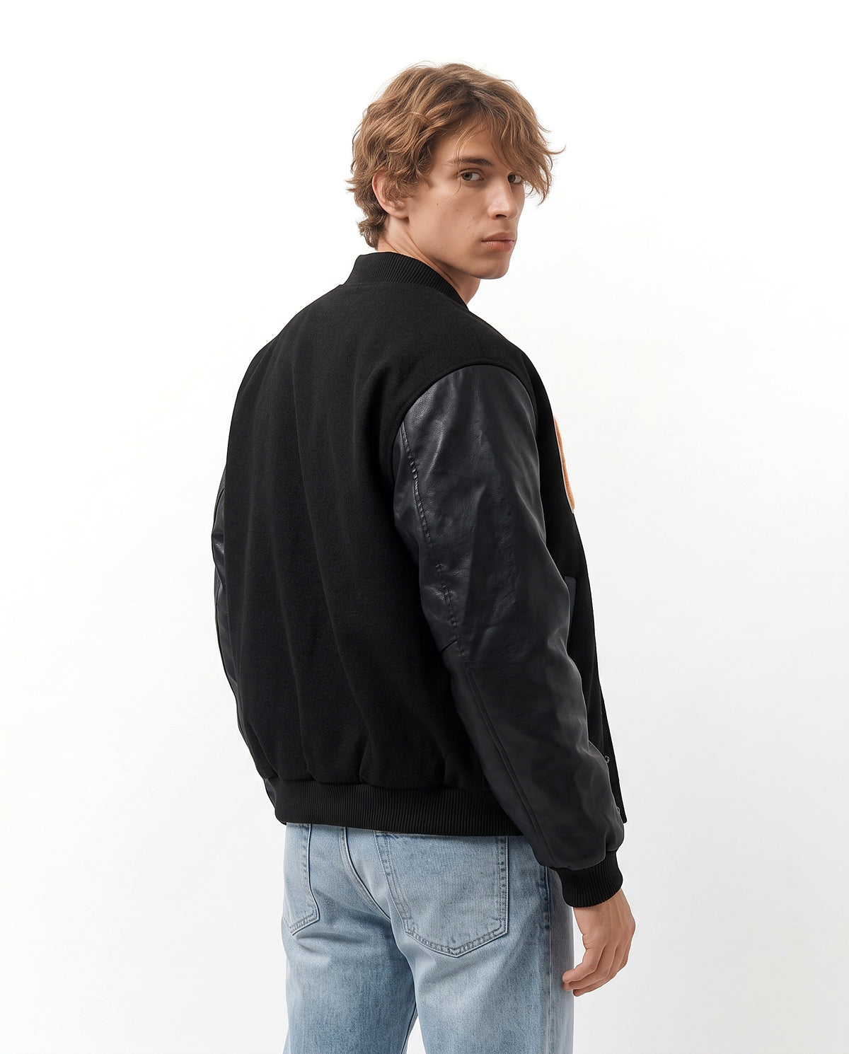Blouson varsity noir homme vue de dos