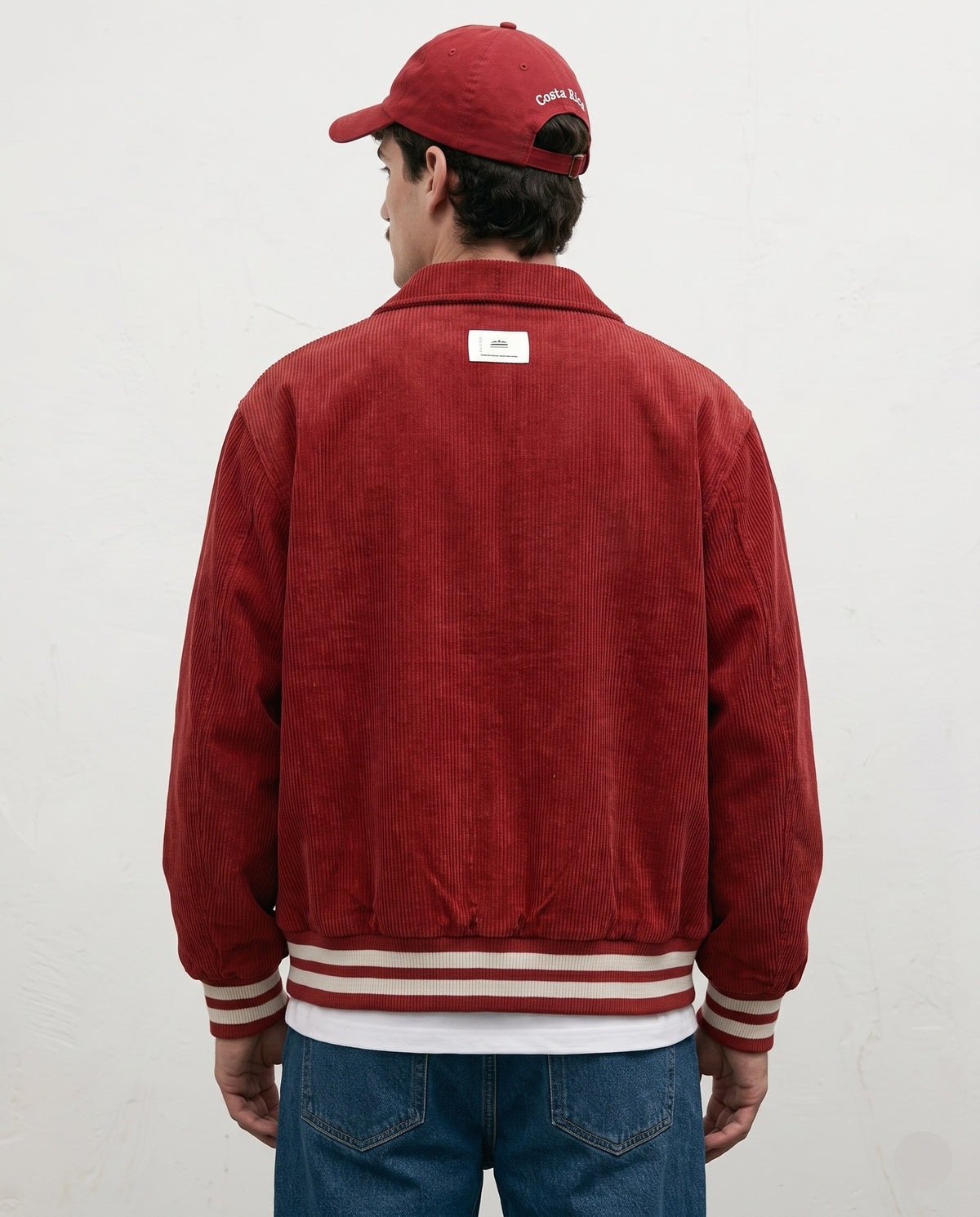 Veste vintage rouge vue de dos