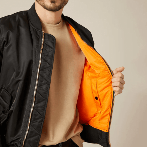 Pourquoi l'intérieur des bombers est-il orange ?
