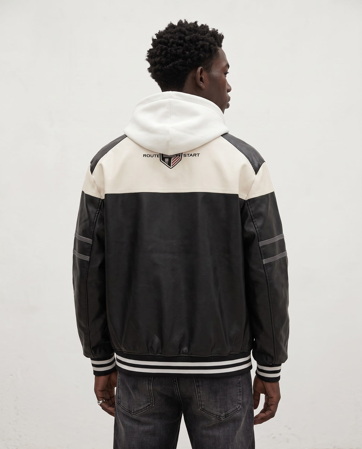 Blouson football américain beige vue de dos