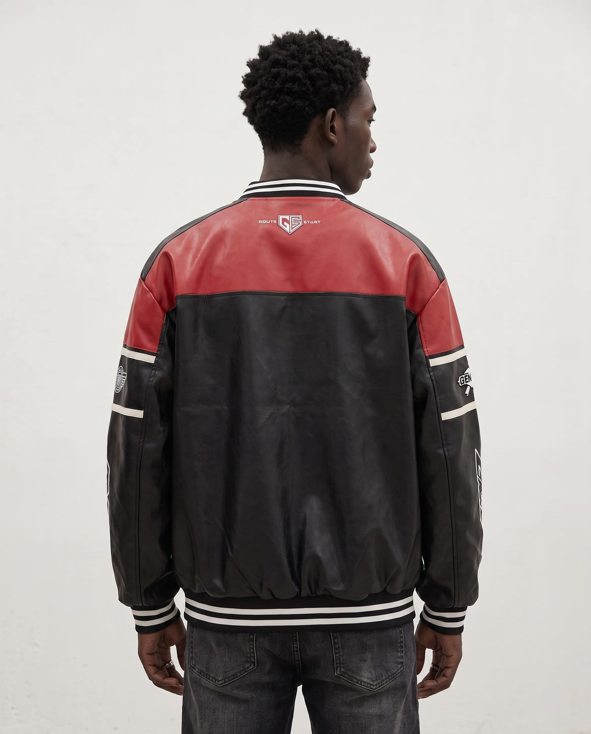 Blouson football américain rouge vue de dos