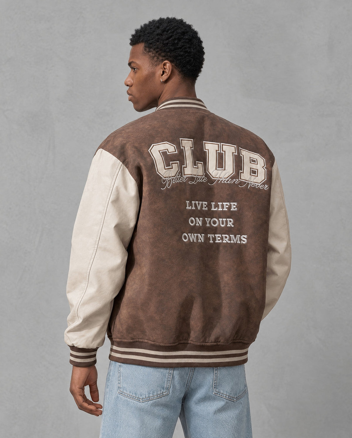 Blouson Teddy marron vu de dos