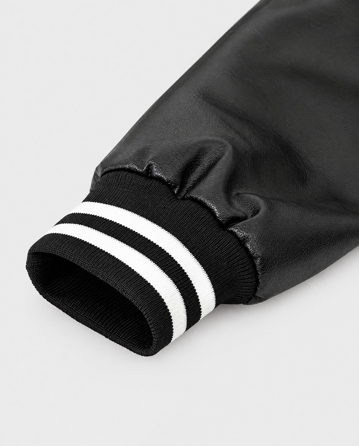 Blouson Teddy Cuir détail du poignet